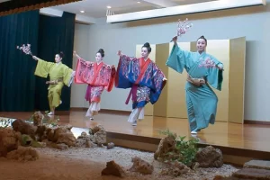 류큐요리 요츠타케